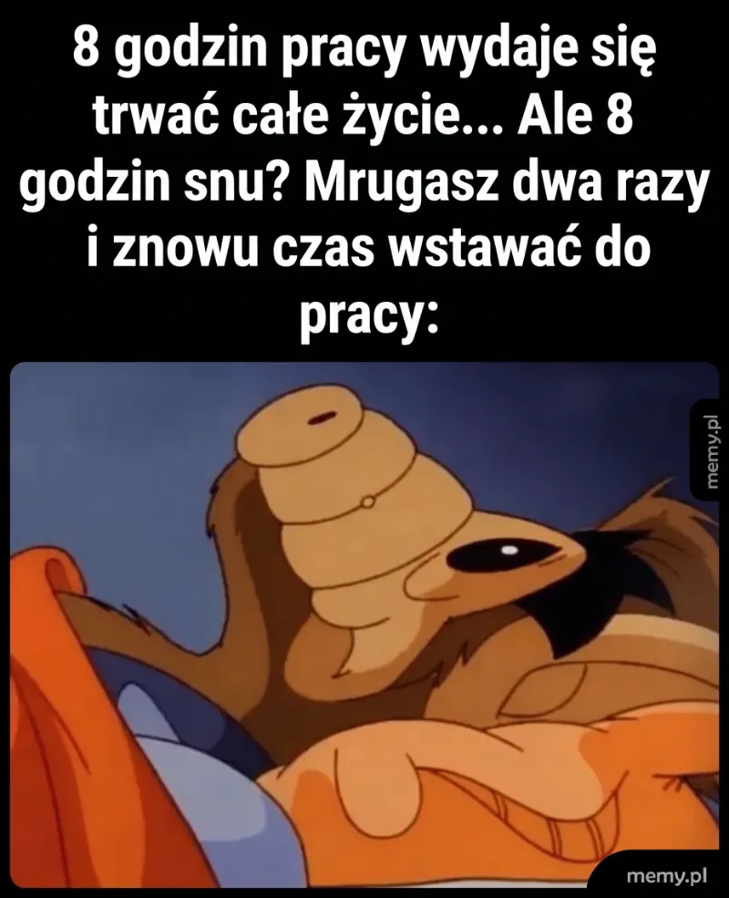 Postać leży w łóżku, z zamkniętymi oczami, z wyrazem zmęczenia.
