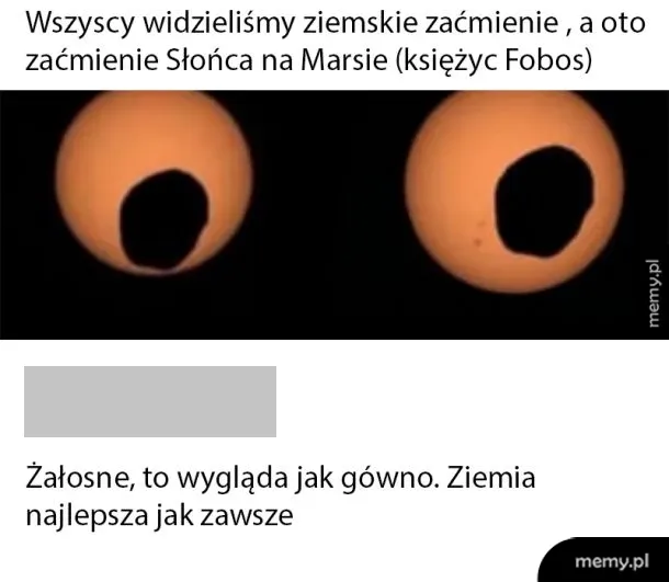 Dwa zdjęcia przedstawiające zaćmienie Słońca na Marsie z widocznym księżycem Fobos.